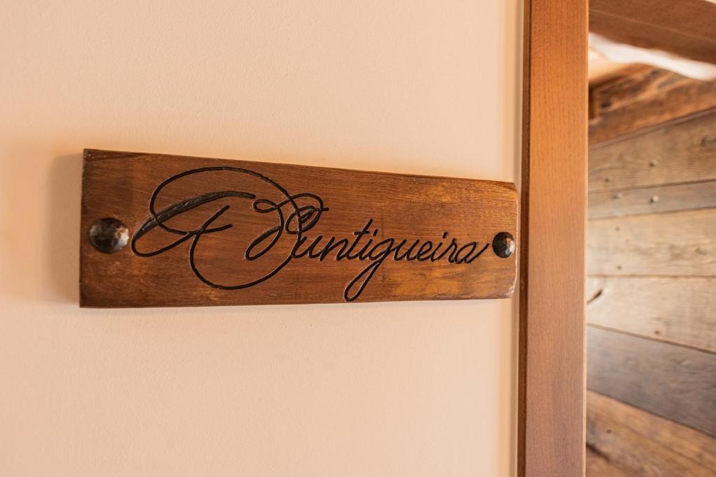 Apartamentos Rurales Casa Llongo Coana Екстериор снимка